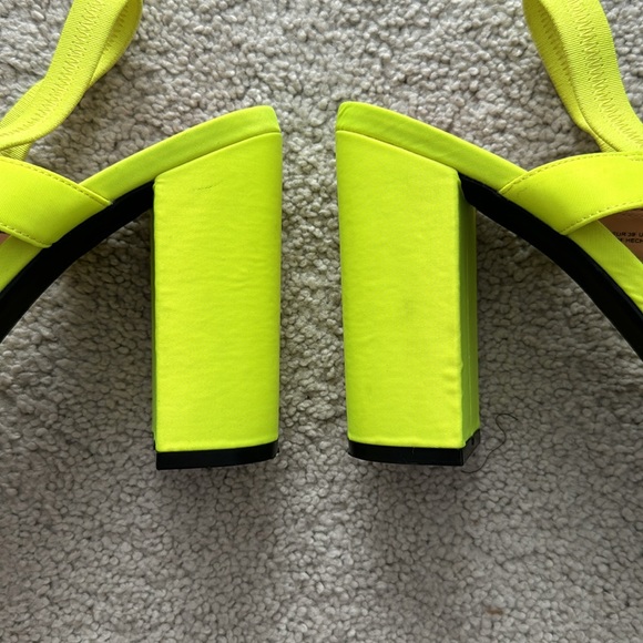 H&M Chunky Heels - 39 / W8 - Picture 6 of 8